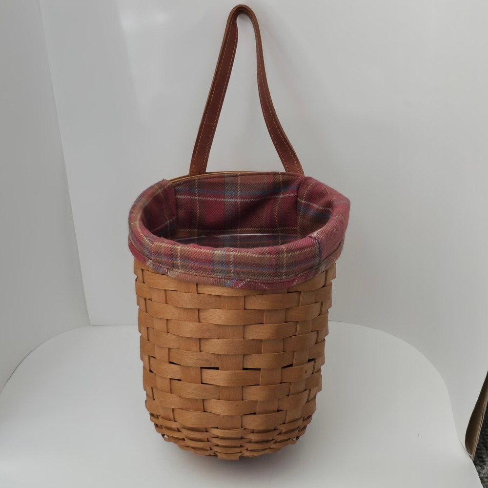 Longaberger Foyer Basket 2006 Woven Wood Leather Handle Red Plaid Liner Brown